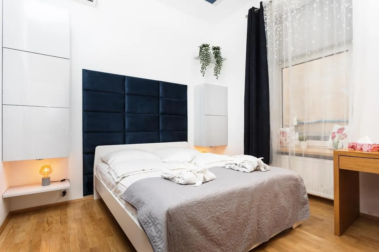 Apartment Apartament Vinci Krakau